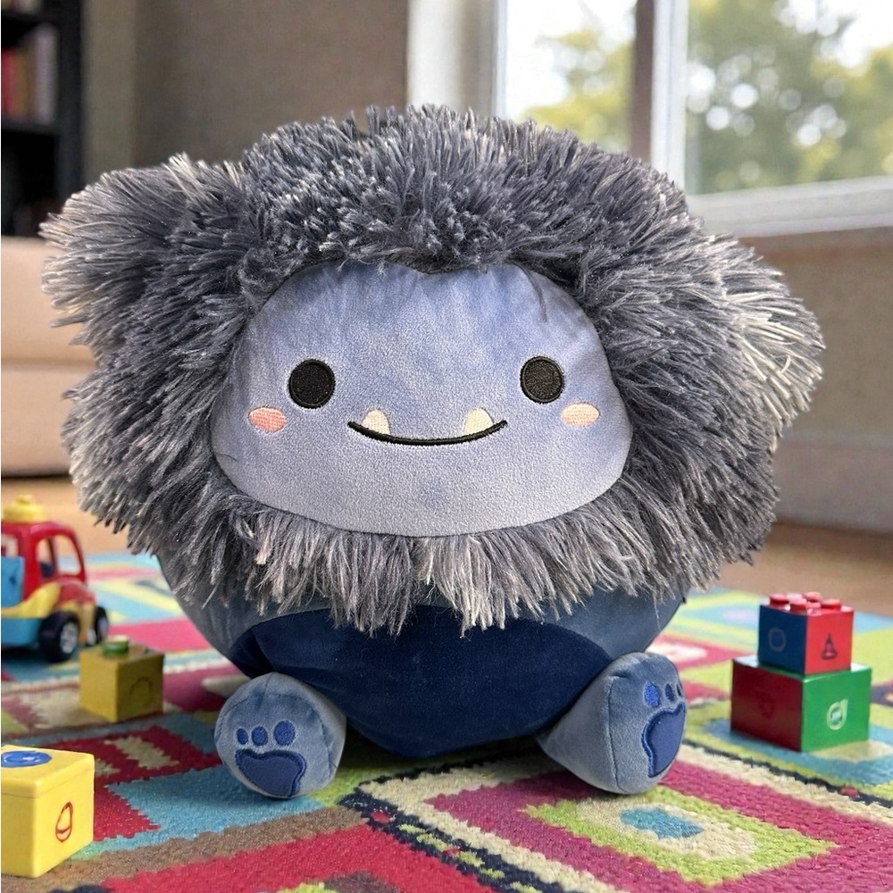 Bigfoot Squishmallows 12" Dani The Bigfoot Yeti Sasquatch Blue Plush Toy EUC